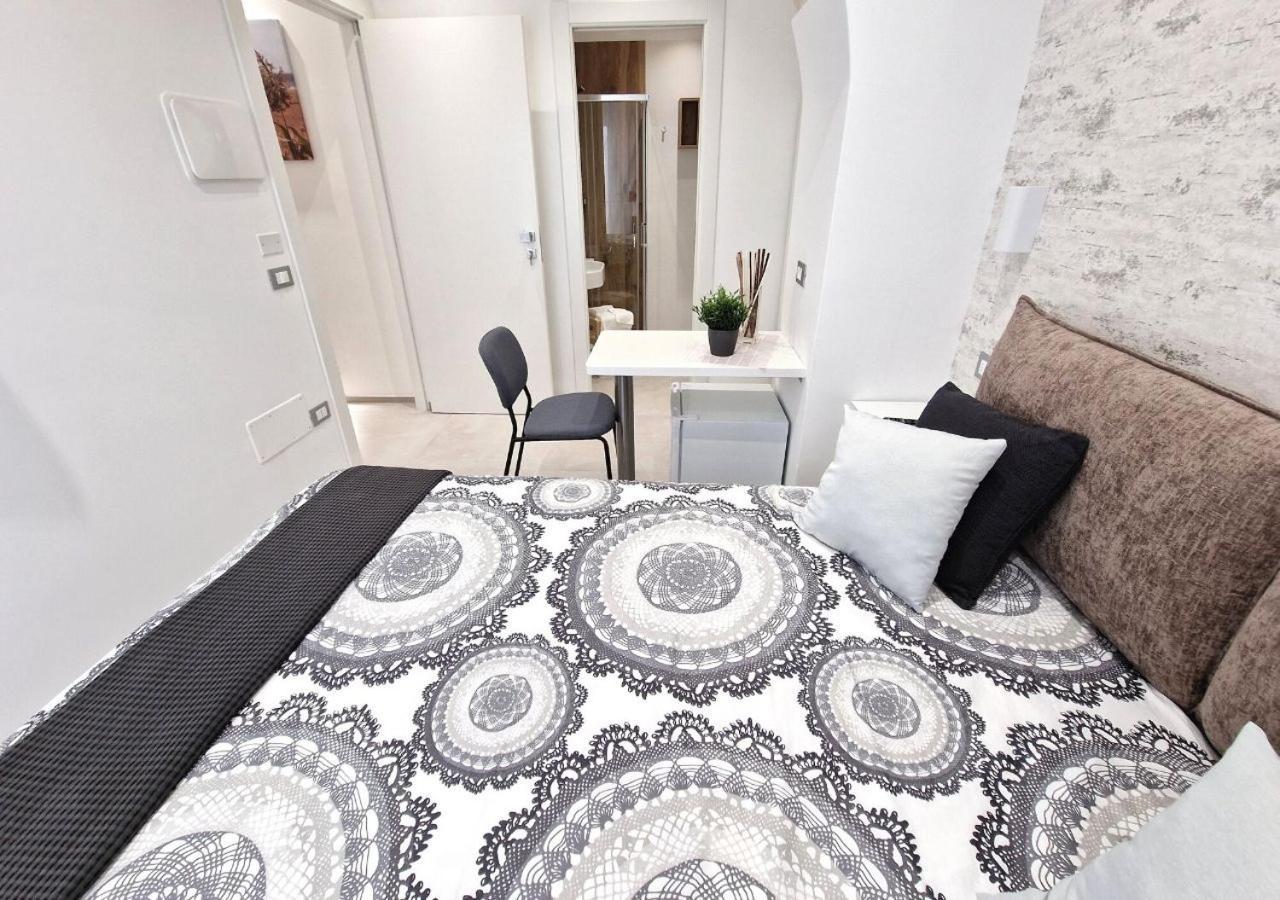 B&B Tra Le Vie Del Borgo เวียสเต ภายนอก รูปภาพ