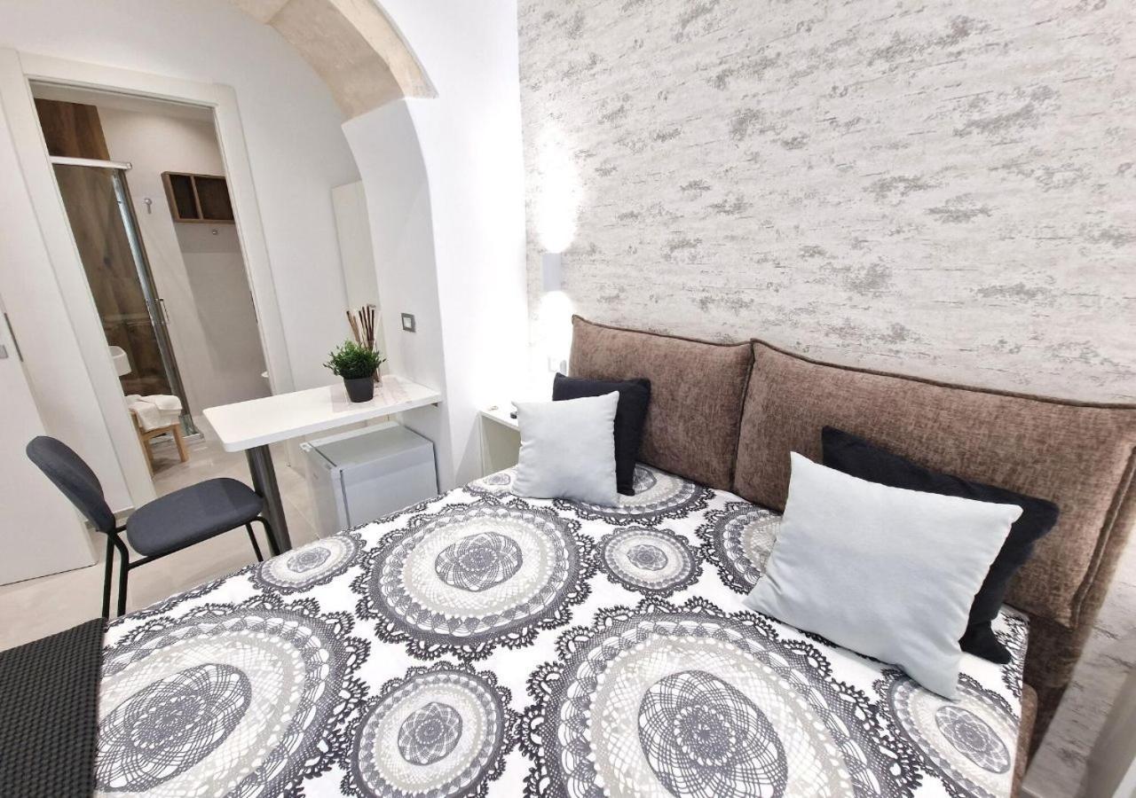 B&B Tra Le Vie Del Borgo เวียสเต ภายนอก รูปภาพ