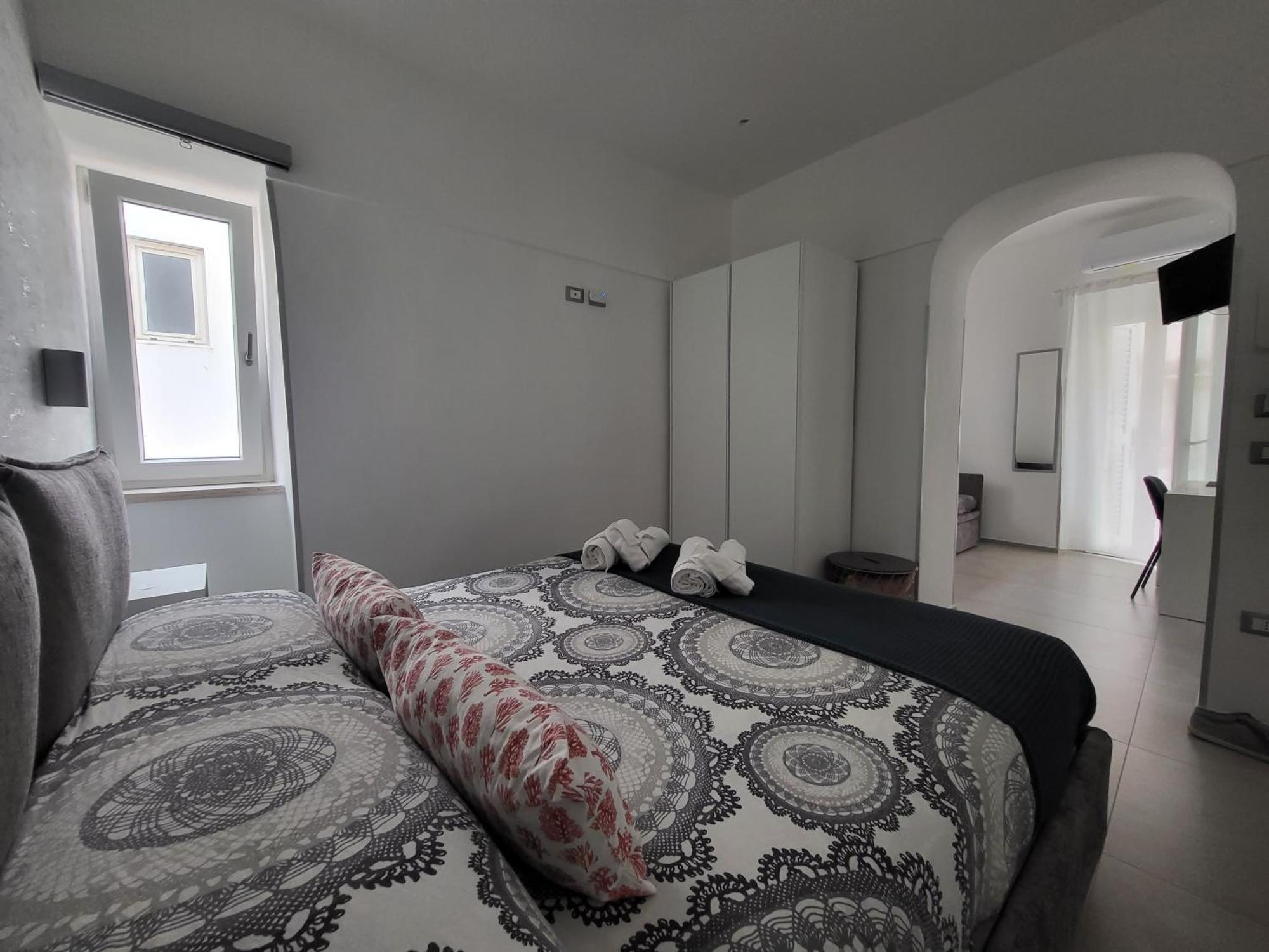 B&B Tra Le Vie Del Borgo เวียสเต ห้อง รูปภาพ